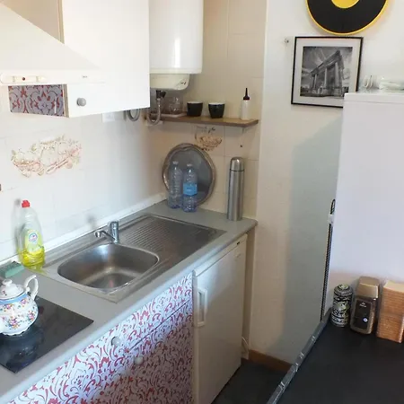 Estudio Acogedor 2/3 En Roses, A 800m De La Playa Con Aparcamiento - Es-204-72